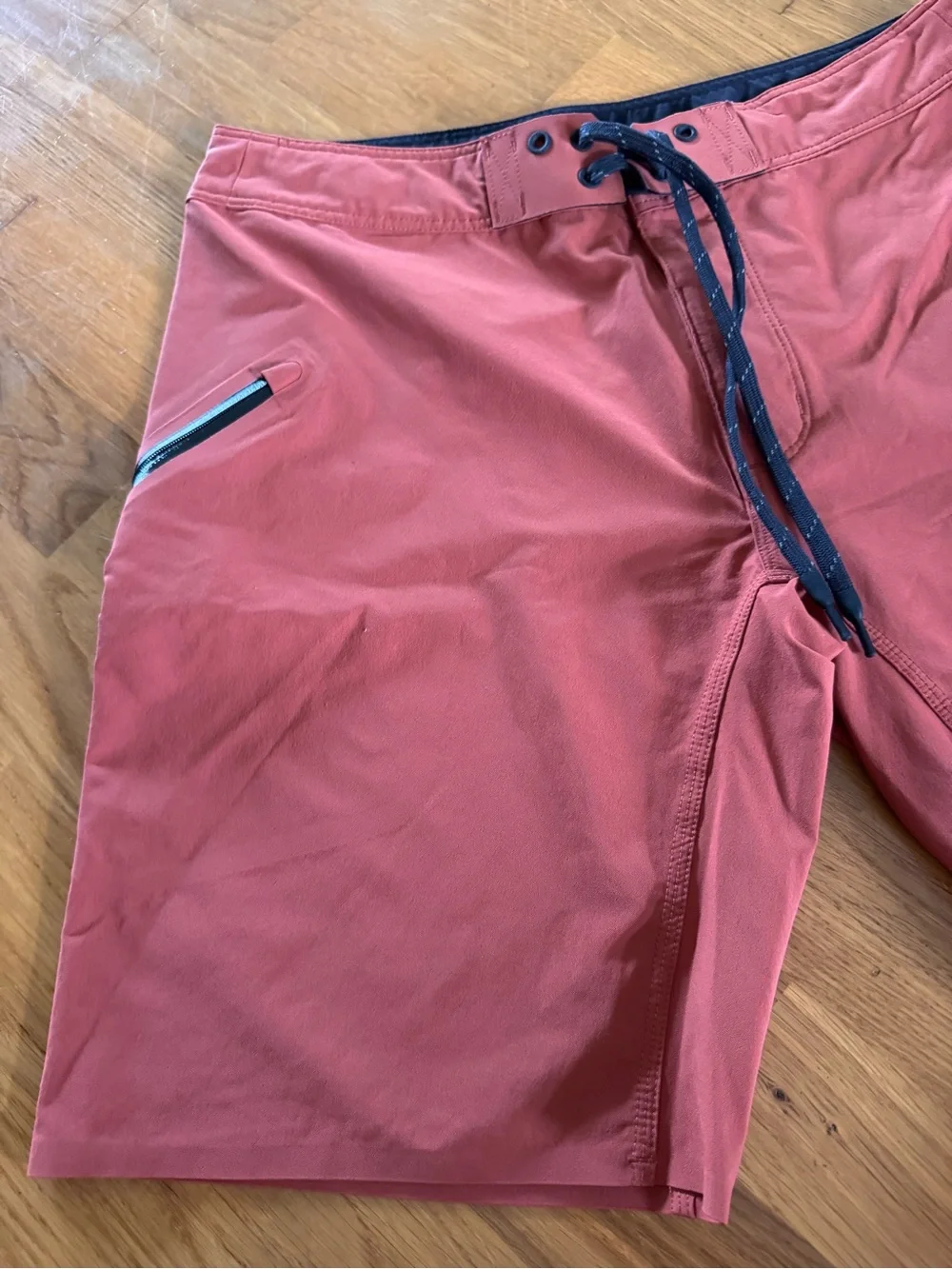 MENS MATUSE NEPTUNE PRO BRICK RED RECYCLED BOARDSHORTS SIZE 31